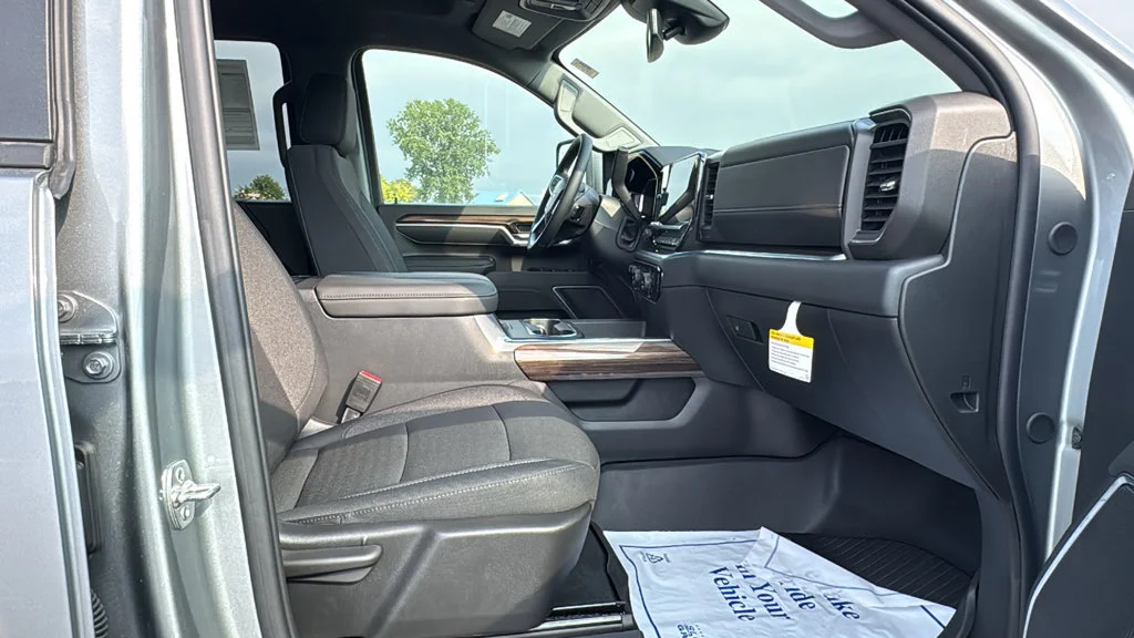 New 2026 Sterling Gray Metallic Chevrolet LT image 8