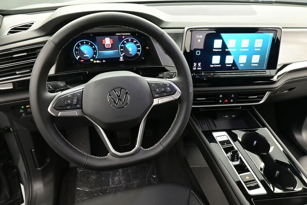 New 2026  Volkswagen 2.0T SE w/Technology image 38