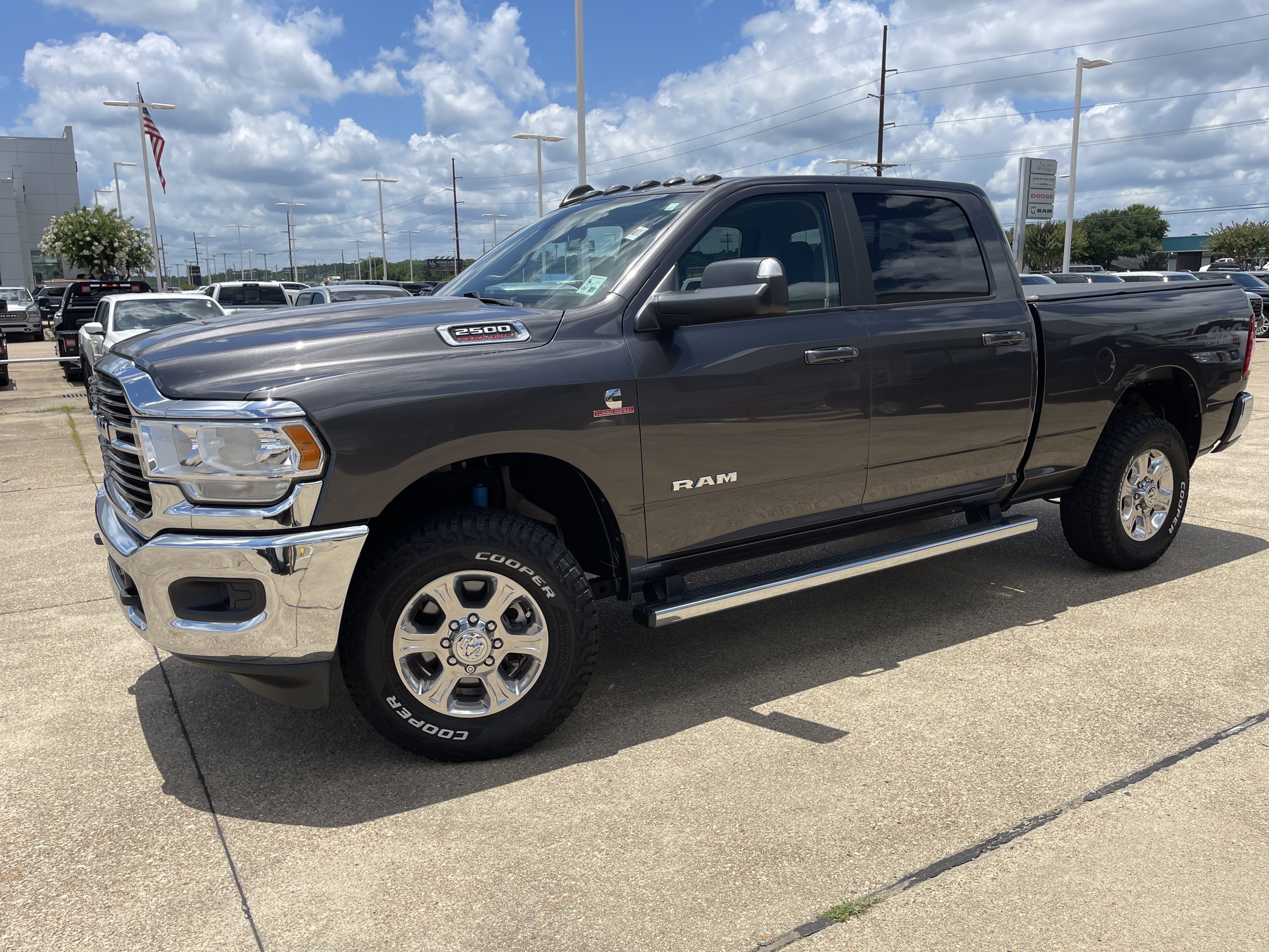 2020 RAM 2500 Big Horn 4X4 Crew Cab SWB's photo