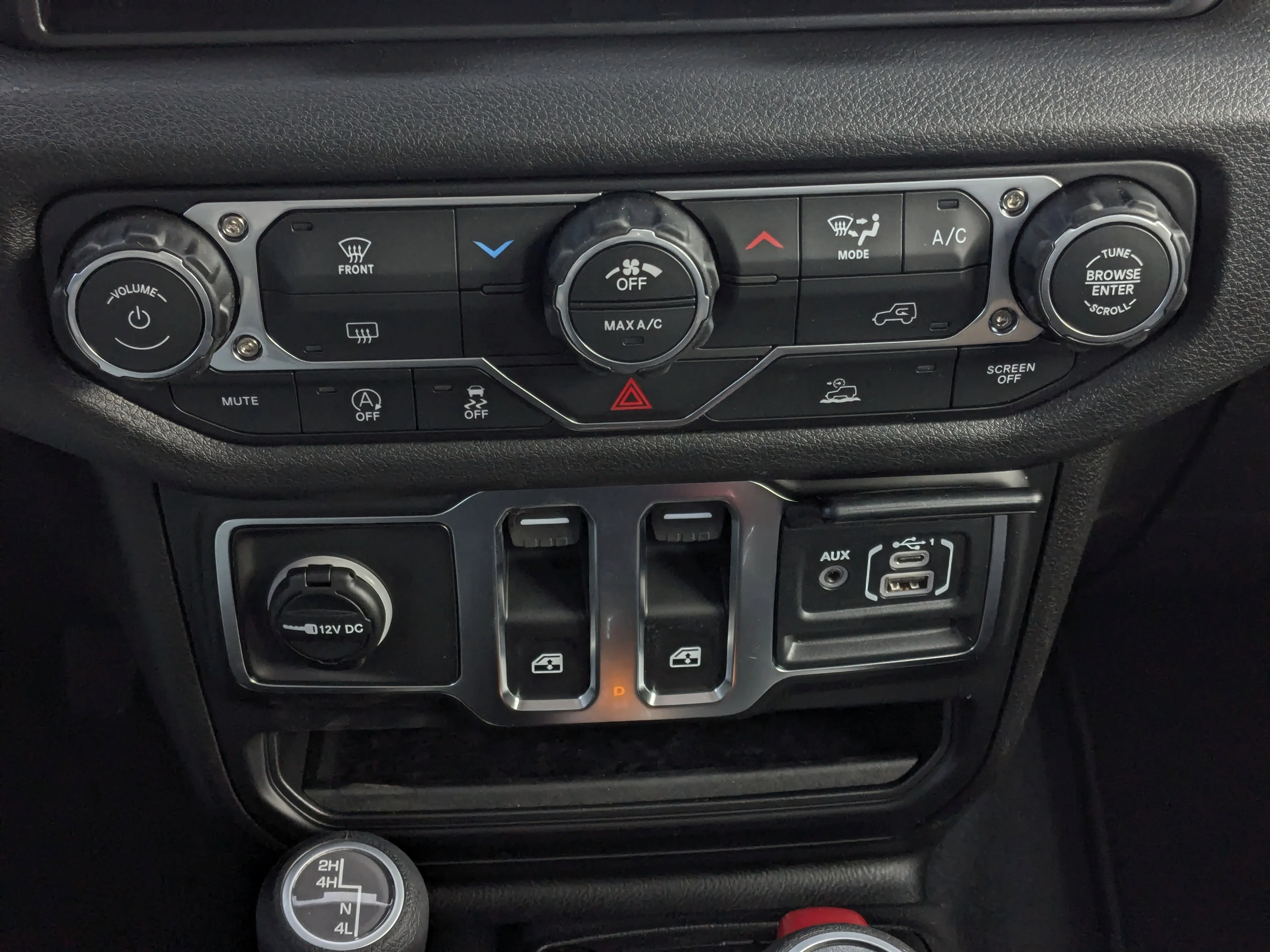 New 2026 Grey Jeep Sport - - 2.0L Turbo Engine - 12.3 Uconnect 5 Display - Black Freedom Hardtop - 8-Speed Auto & More image 20