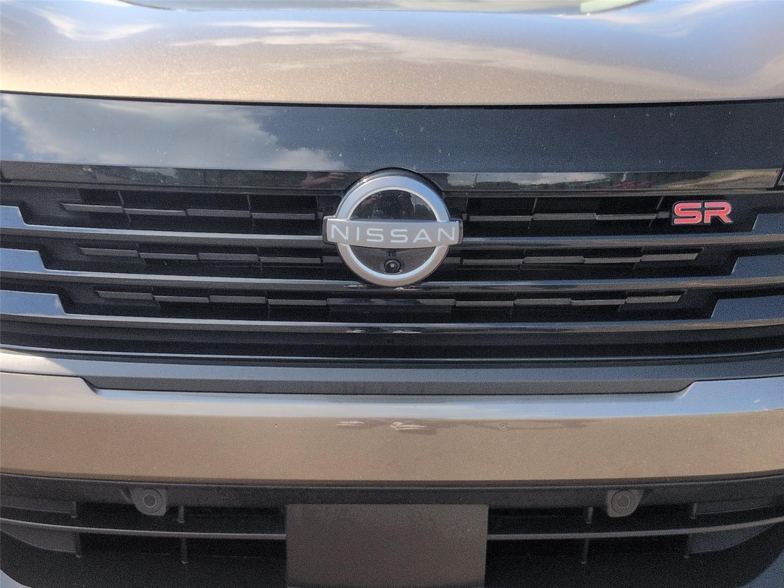 Used 2025 Canyon Bronze Metallic Nissan SR image 14
