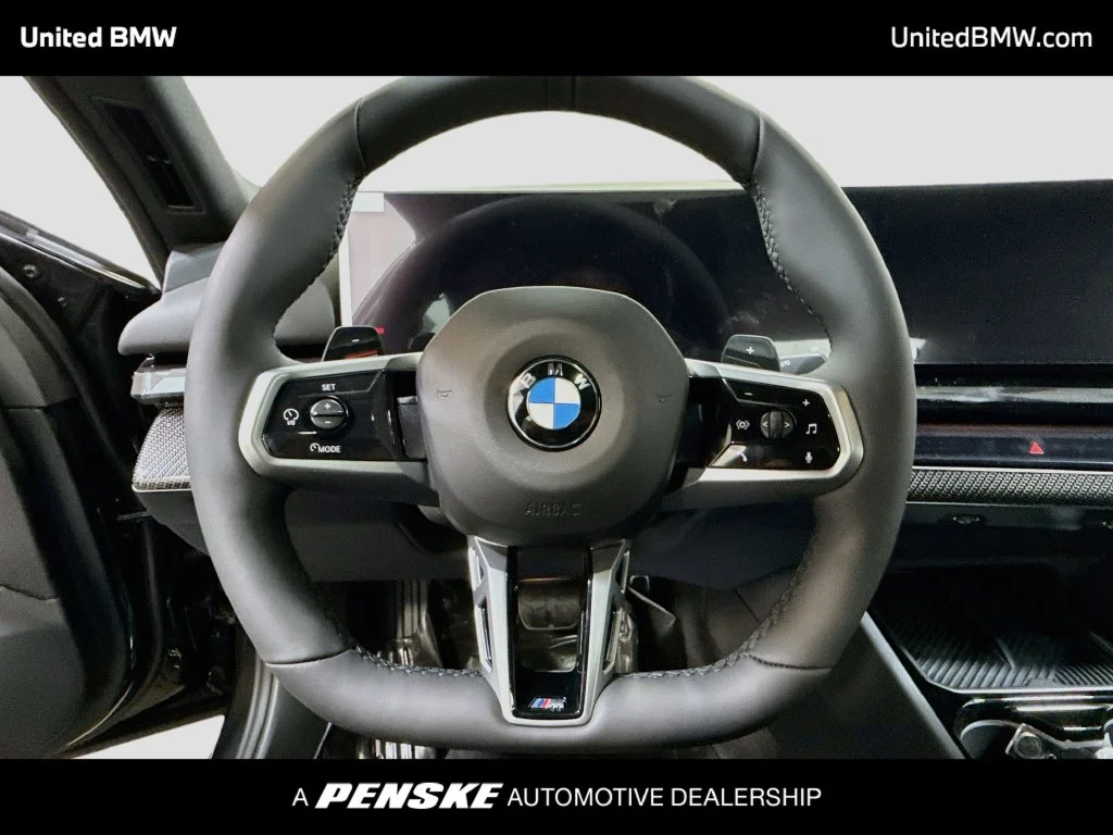 New 2027 Dark Graphite Metallic BMW 530i image 13