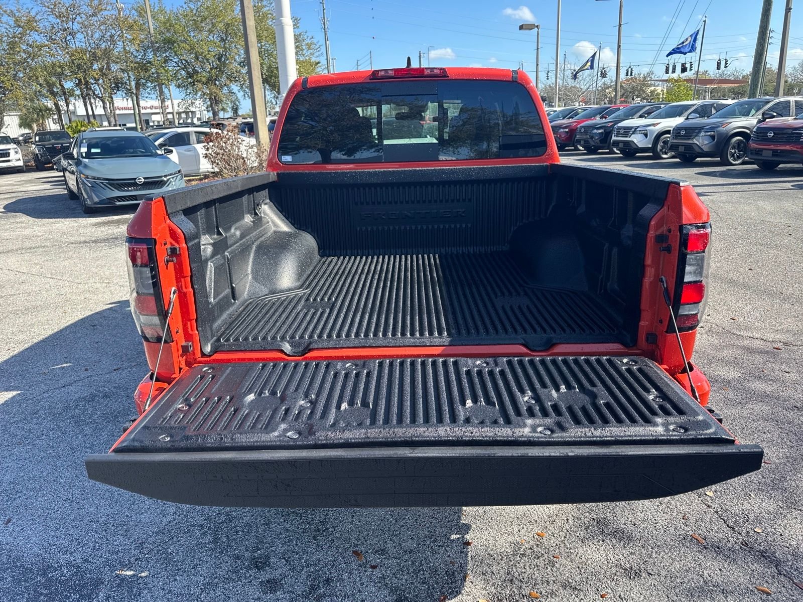 New 2026 Nissan Frontier PRO-4X 4D Crew Cab