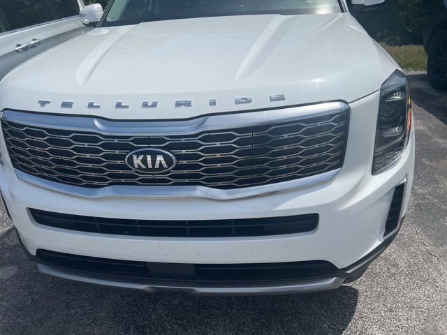 Used 2020 White Kia S image 4
