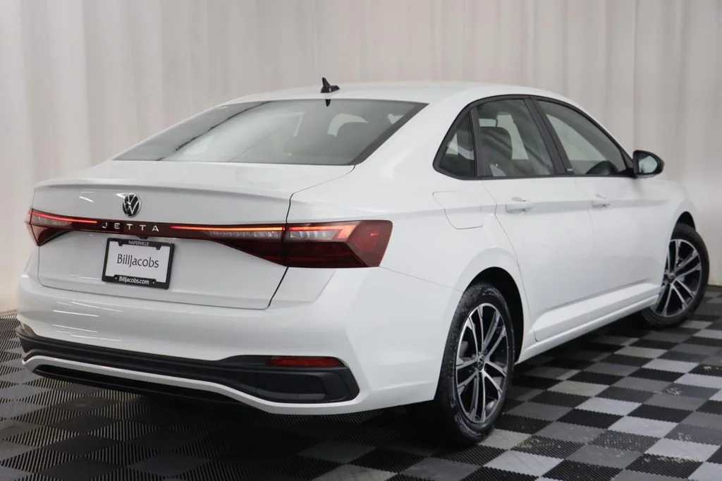 New 2026 Pure White Volkswagen 1.5T Sport image 17