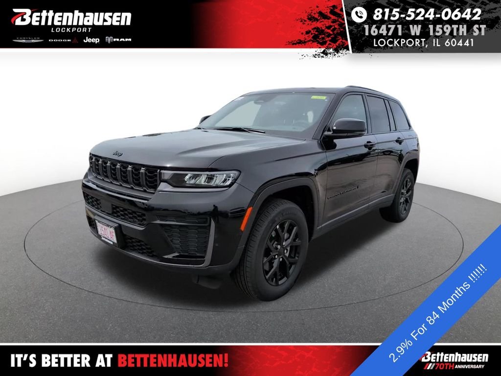 New 2026 Diamond Black Crystal Pearl-Coat Exterior Paint Jeep Altitude image 13