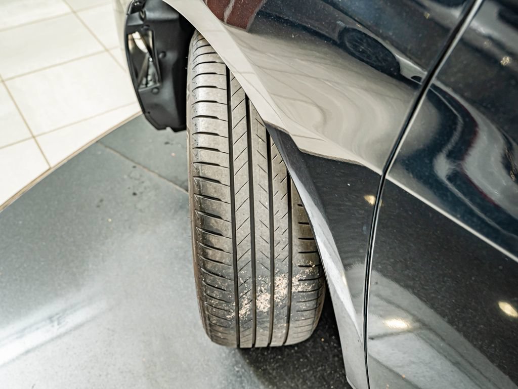 Used 2021 Black Acura  image 43