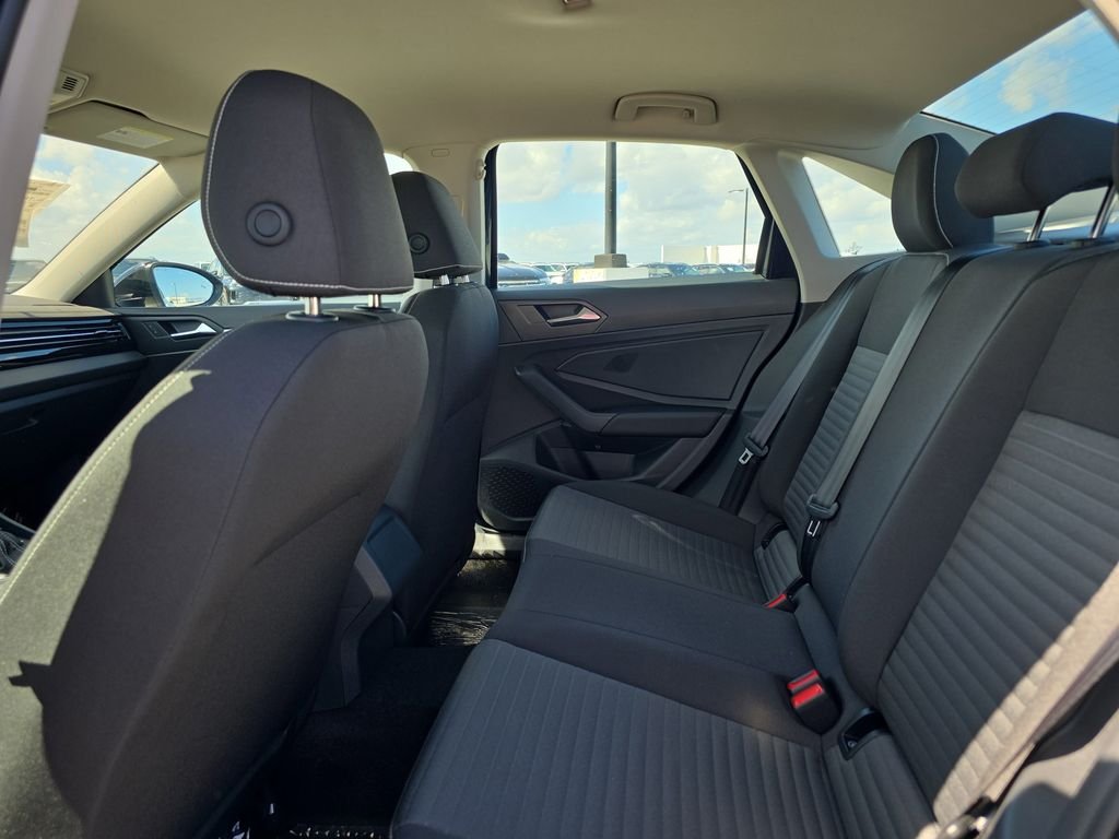 New 2026 Black Volkswagen 1.5T S image 5