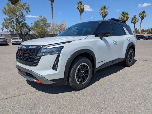 New 2026 Everest White Pearl TriCoat / Super Black Two-tone Nissan Rock Creek® image 2