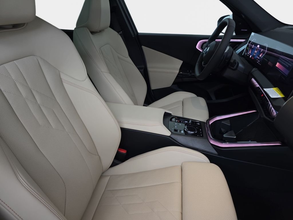New 2026 Mineral White Metallic BMW 30 xDrive image 9