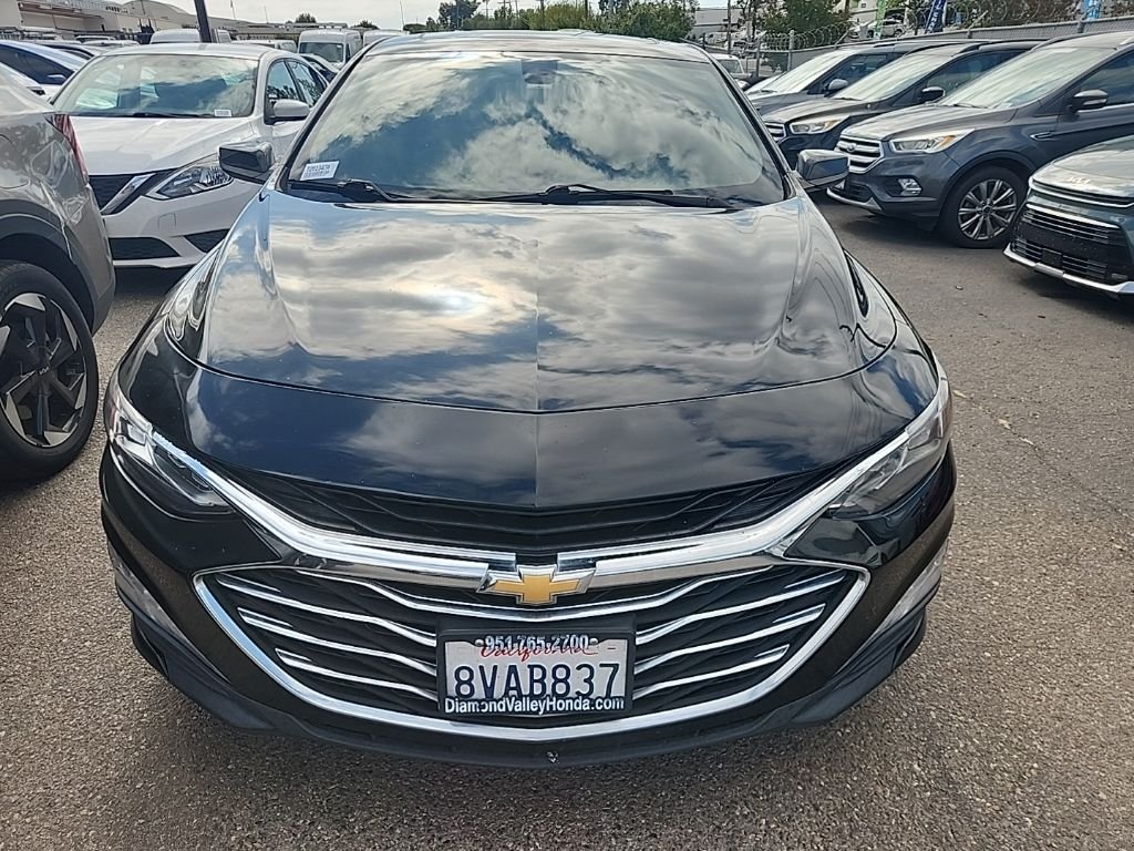 Used 2020 Black Chevrolet Premier image 2