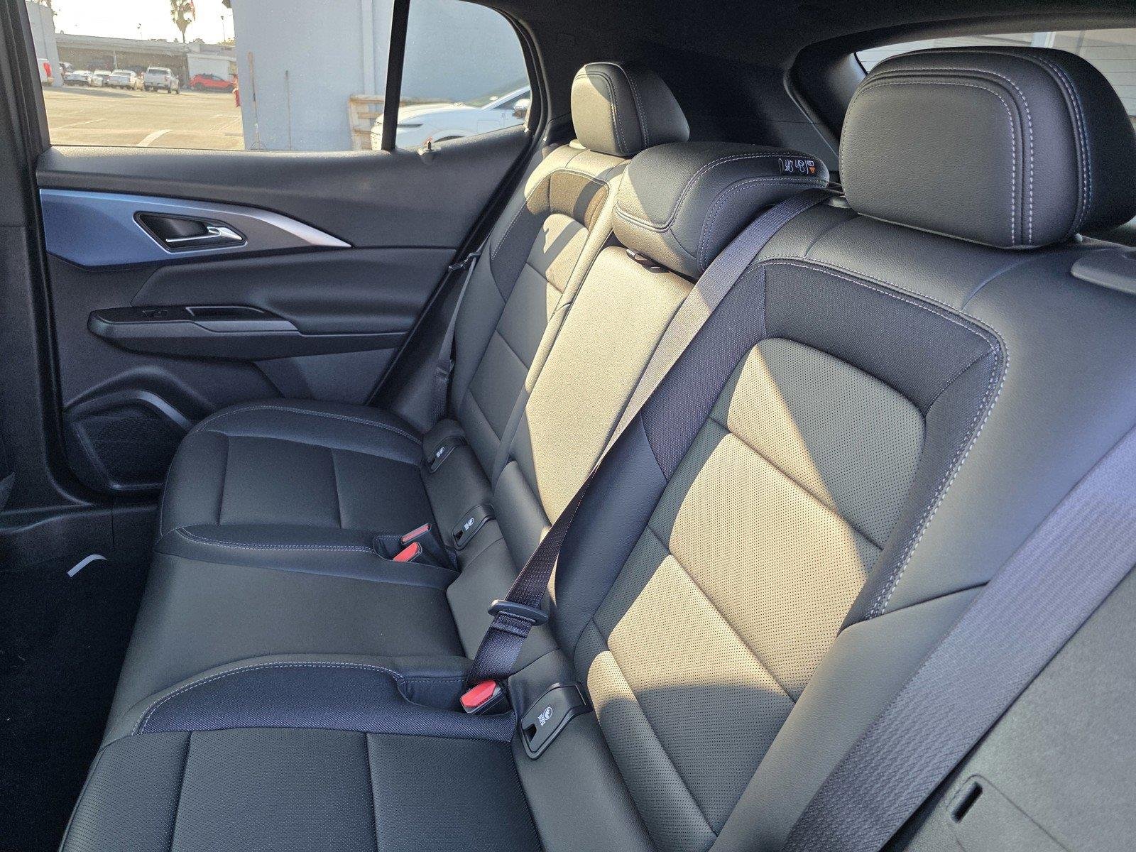 2026 Chevrolet Equinox EV 2LT - Photo 14