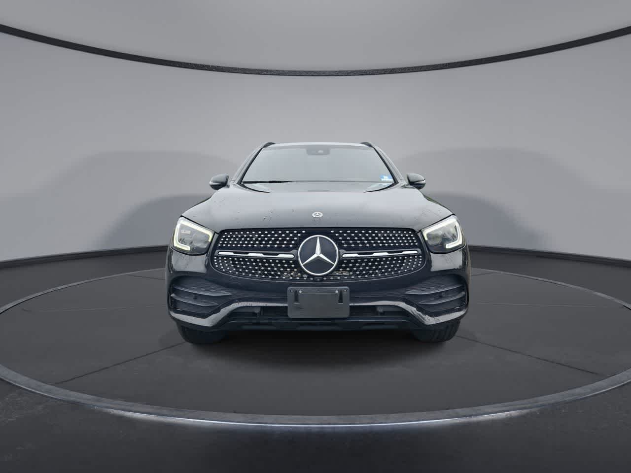 Used 2020 Obsidian Black Metallic Mercedes-Benz GLC 300 image 3
