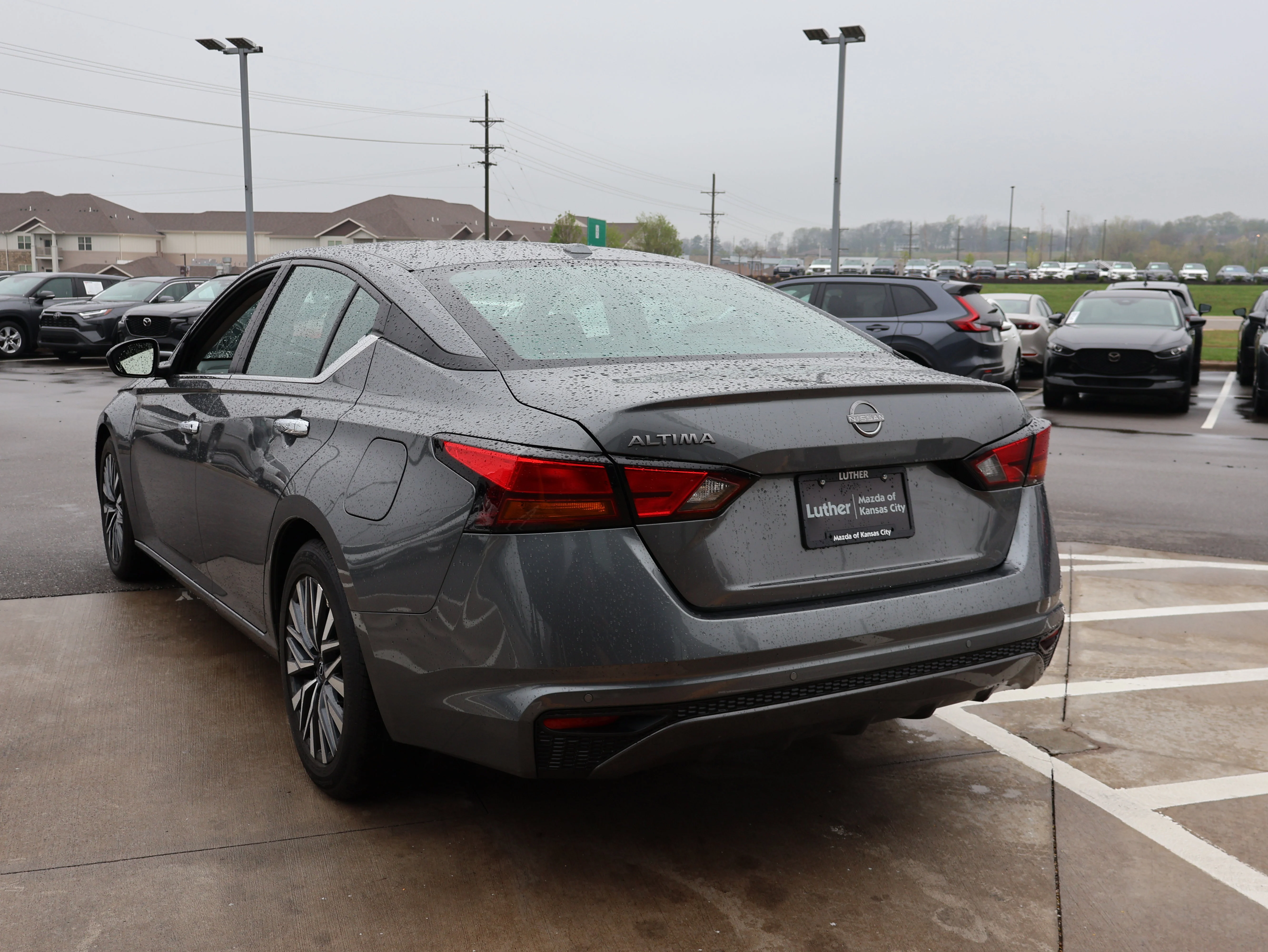 Used 2025 Gun Metallic Nissan SV image 4
