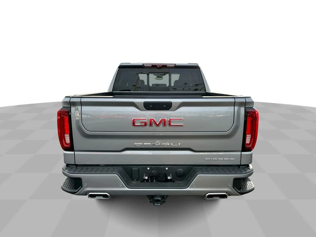 Used 2023 Silver GMC Denali image 23