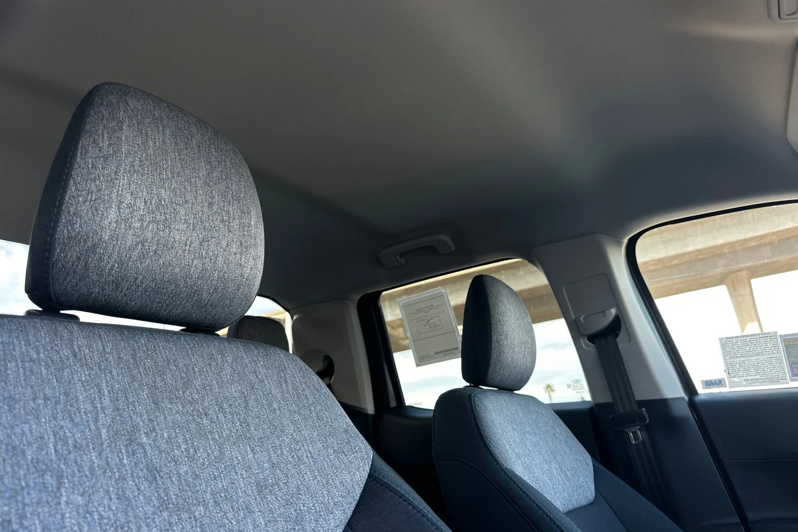 New 2026 Carbonized Gray Metallic Ford XLT image 15