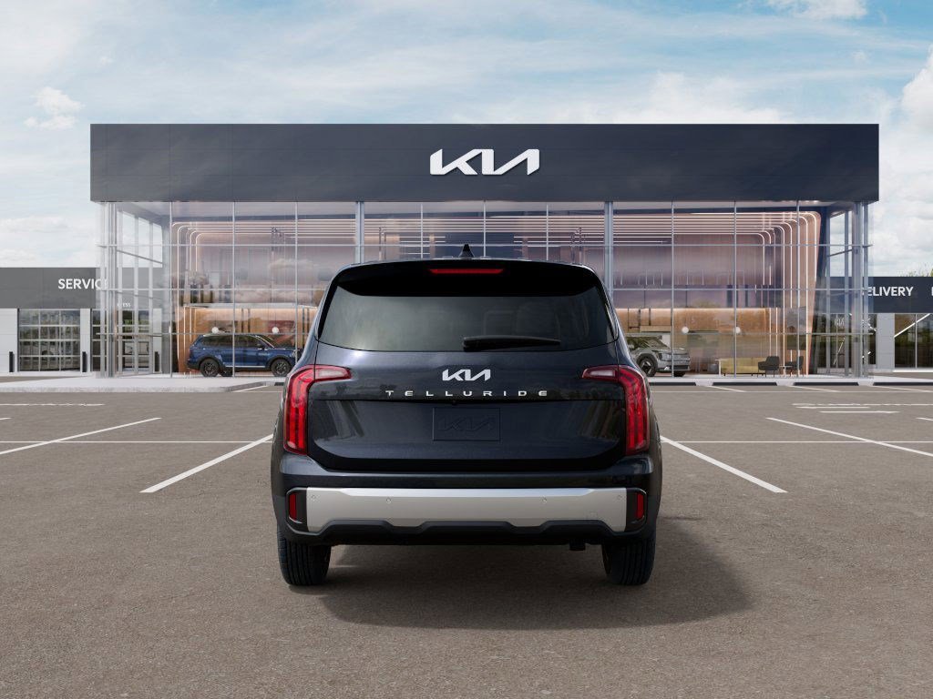 2025 Kia Telluride LX photo 4