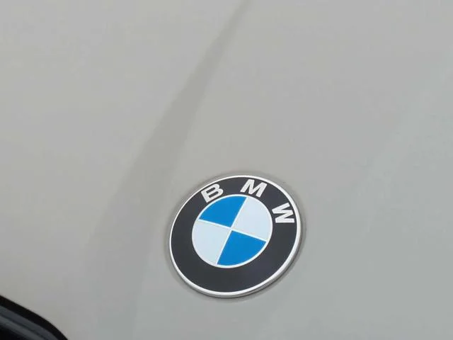 New 2026 Dune Grey Metallic BMW 30 xDrive image 11