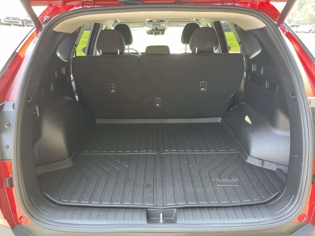 Used 2026 Red Hyundai SEL image 9