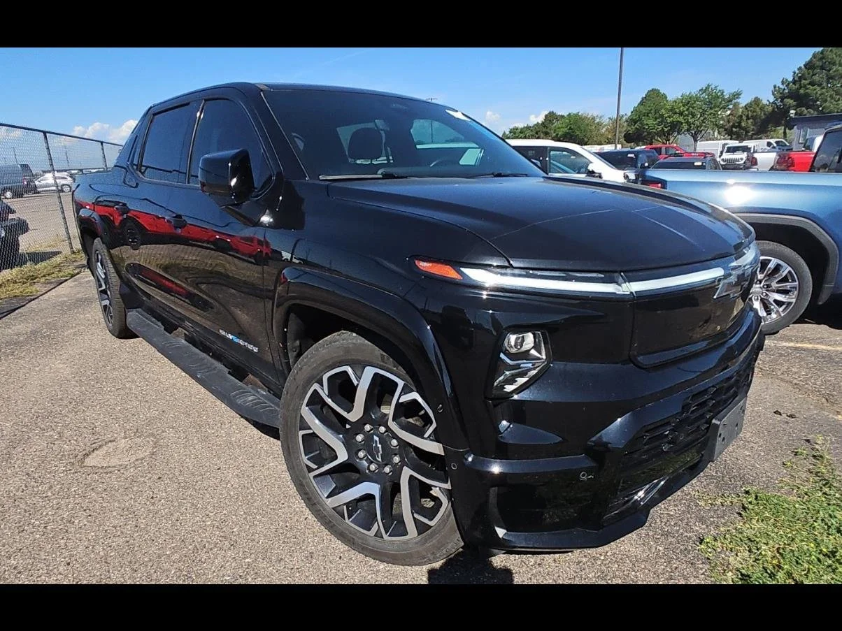 Used 2024 Black Chevrolet RST image 14
