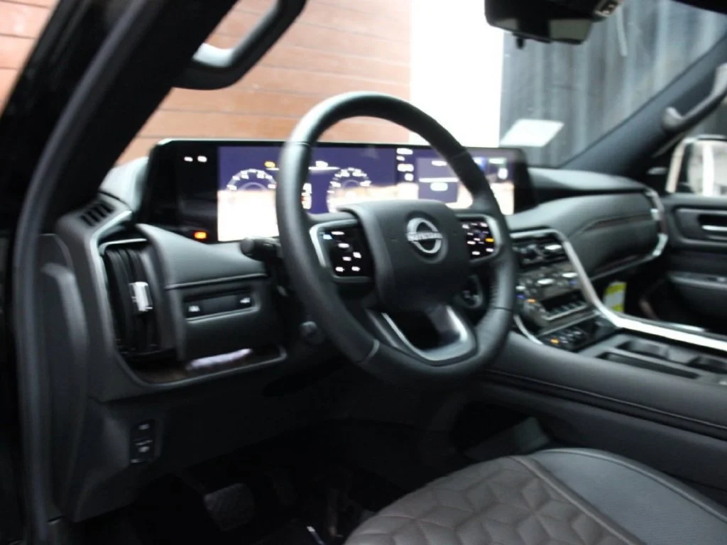 2026 Nissan Armada Platinum - Photo 23