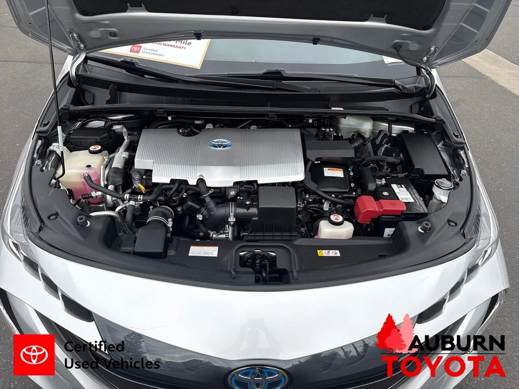 Certified Used 2020 Classic Silver Metallic Toyota LE image 16