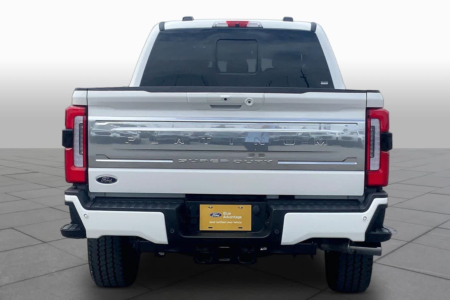 Used 2026 Star White Ford Platinum image 5