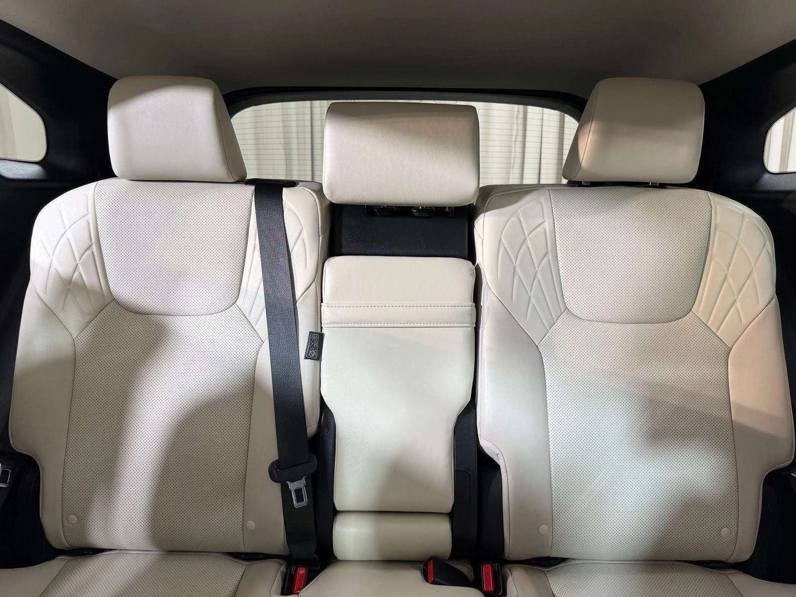Used 2024 Eminent White Pearl Lexus RX 350 Premium image 34
