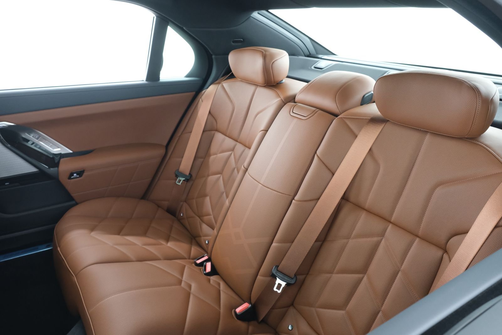 New 2026 Black Sapphire Metallic BMW 760i xDrive image 55