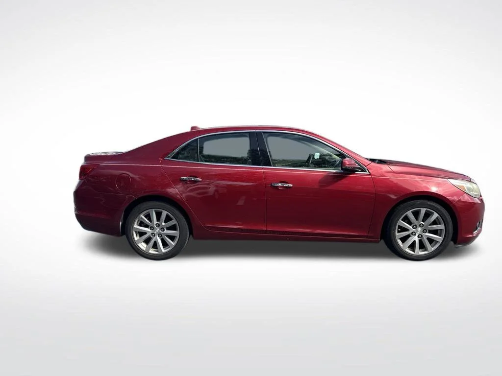 Used 2014 Crystal Red Chevrolet LTZ image 4