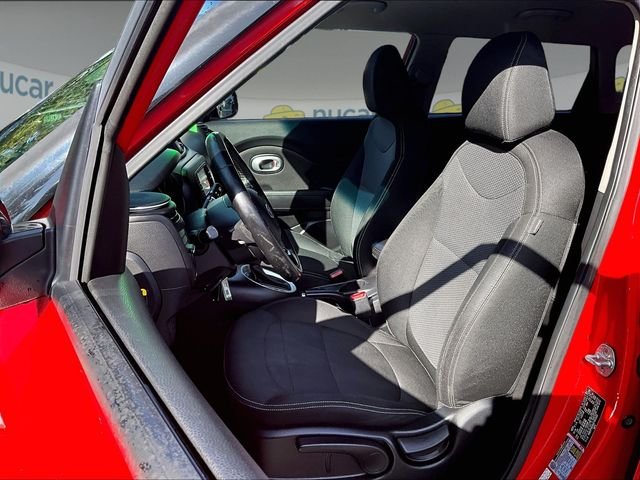 Used 2017 Red Kia Plus image 20