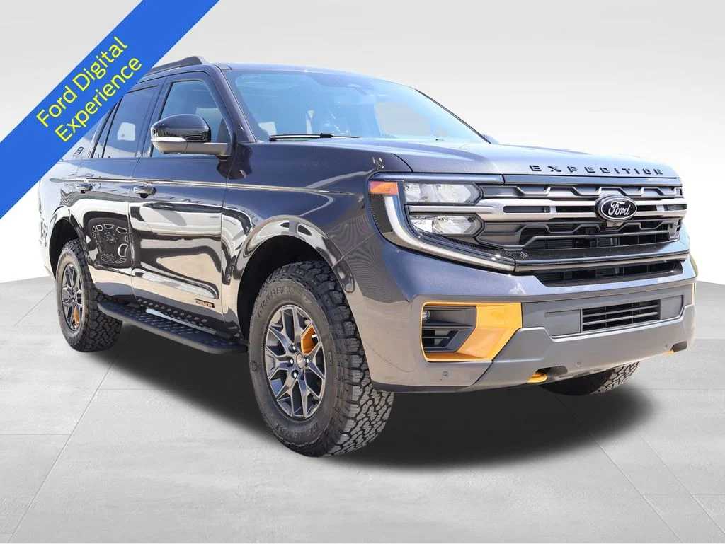 New 2026 Dark Matter Gray Metallic Ford Tremor® image 7