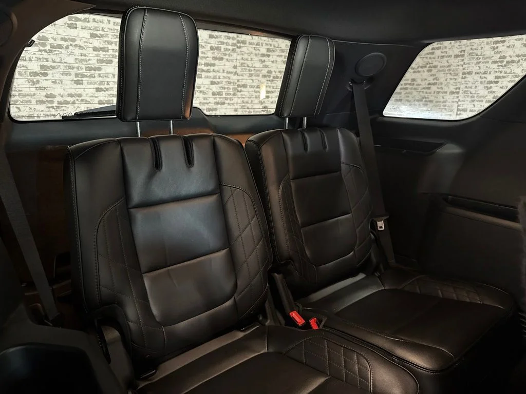 Used 2018 Red Ford Platinum image 13