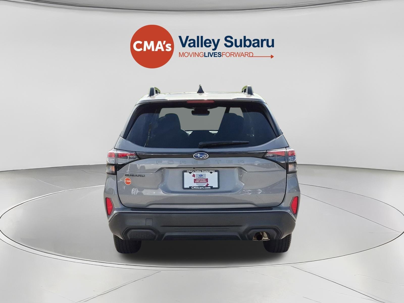 Used 2025 River Rock Pearl Subaru Premium image 4