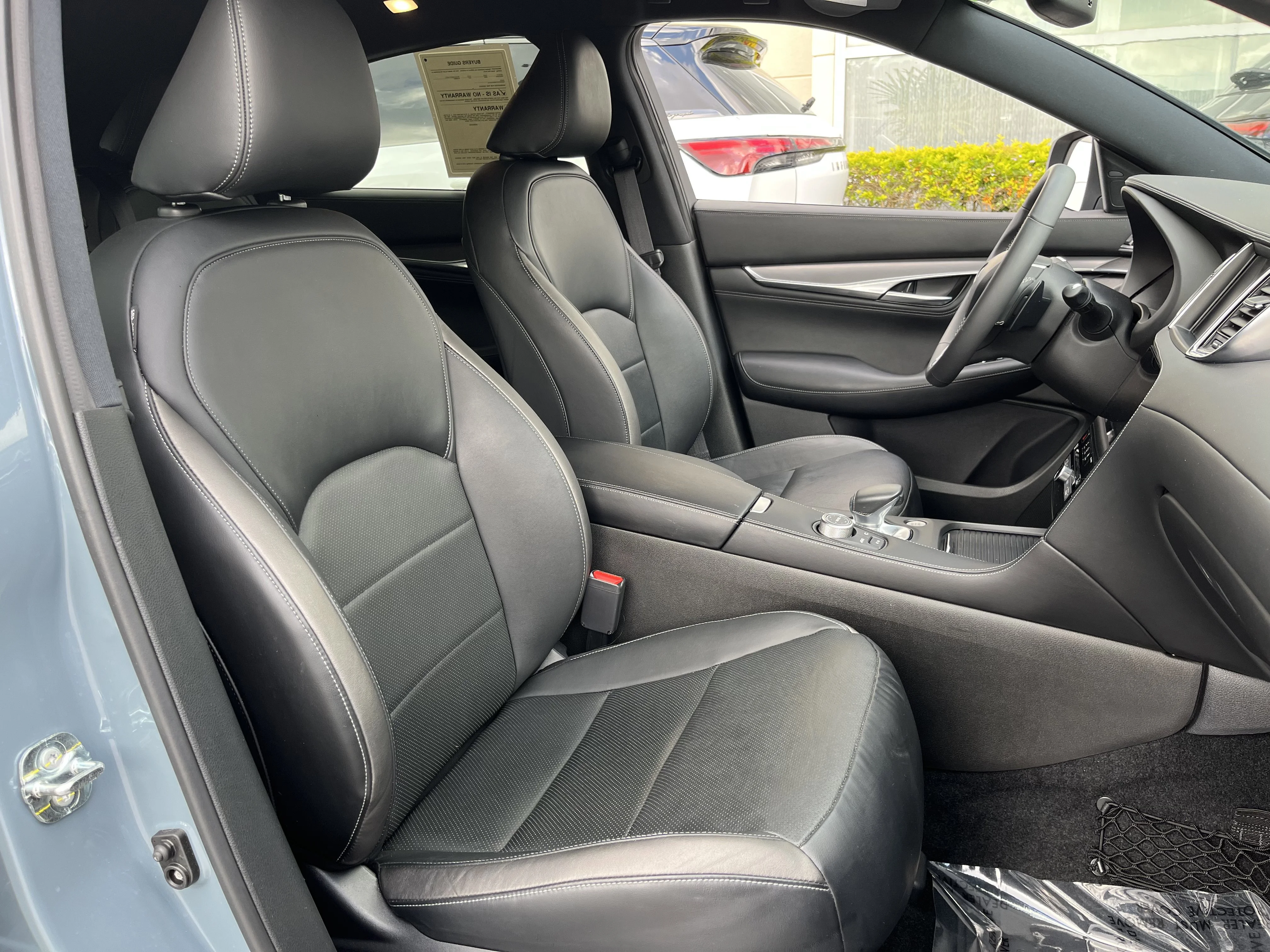Certified Used 2023 Slate Gray INFINITI LUXE image 21