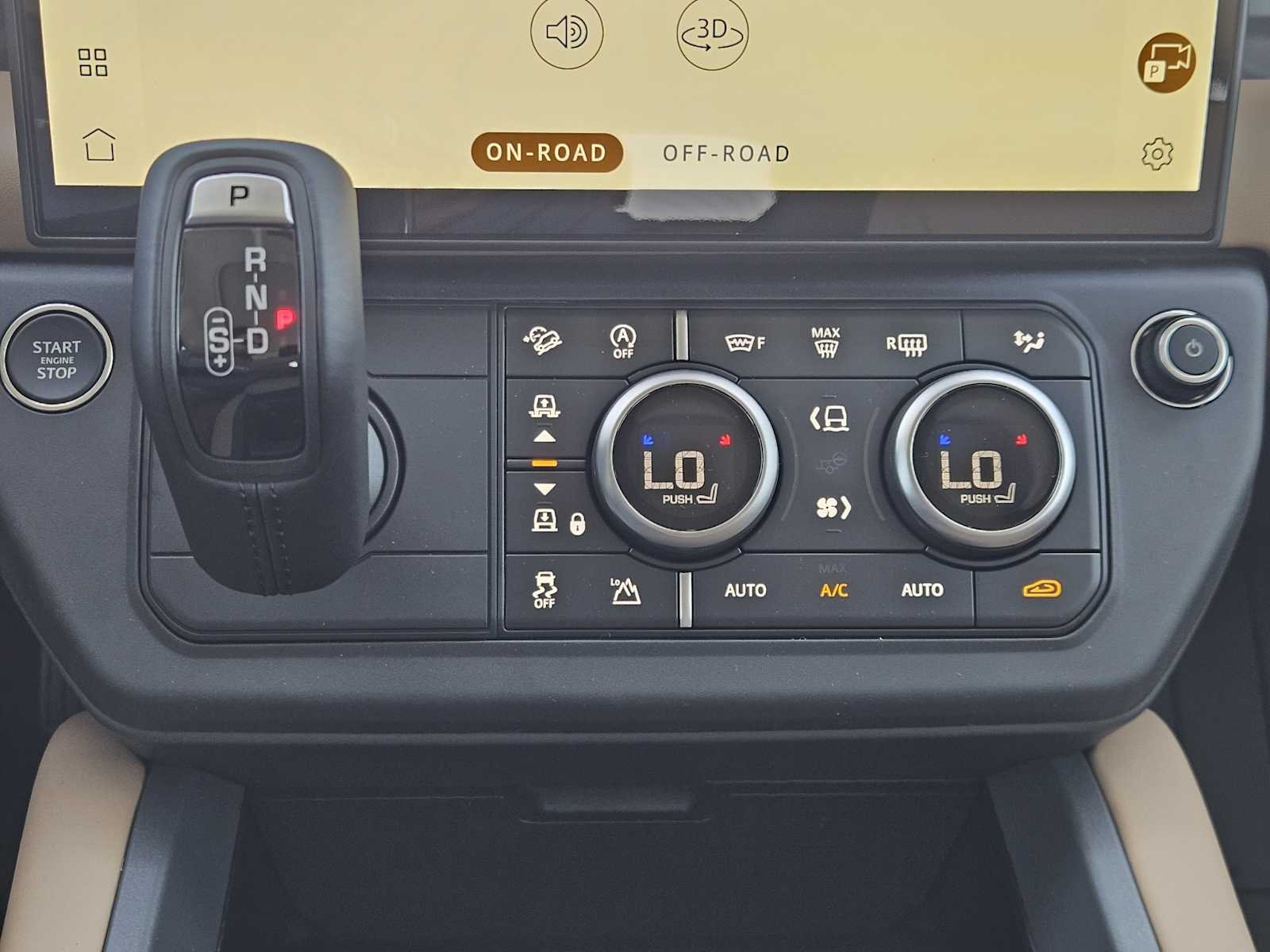 New 2026 Santorini Black LAND ROVER S image 17