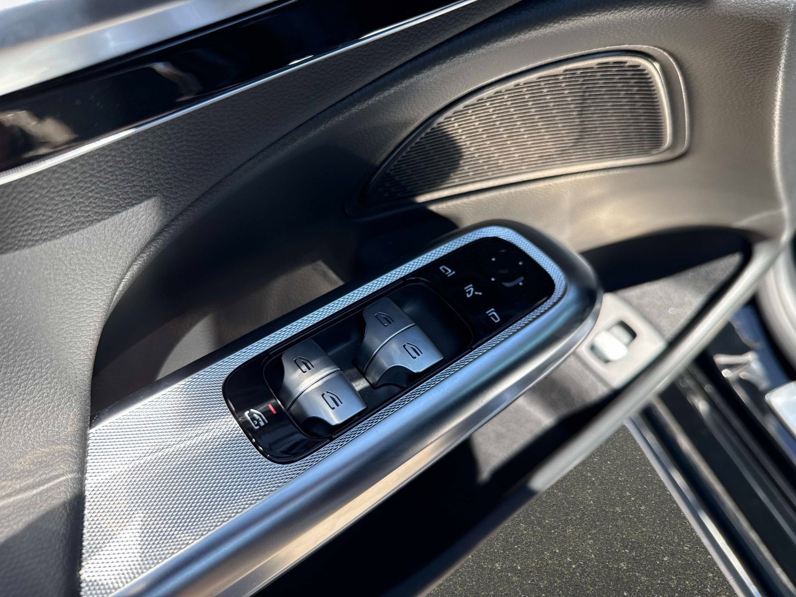 New 2026 Black Mercedes-Benz E 350 RWD Sedan image 18