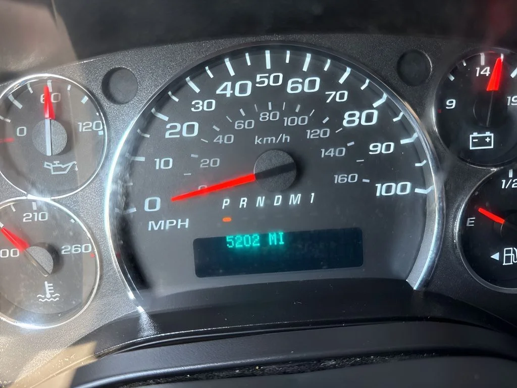 Used 2021 White Chevrolet Work Van image 18