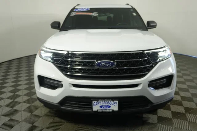 Used 2020 Oxford White Ford XLT image 3
