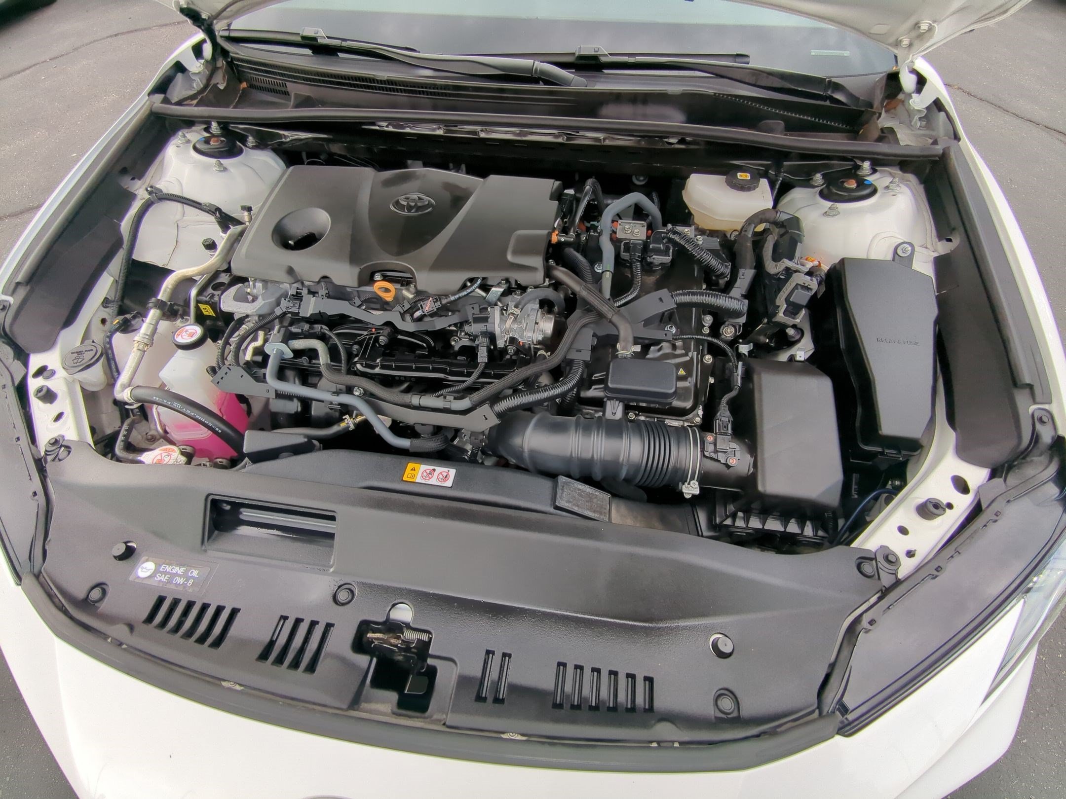 Used 2025 Ice Toyota LE image 35