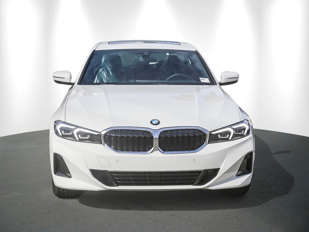 New 2026 Alpine White BMW 330i image 2