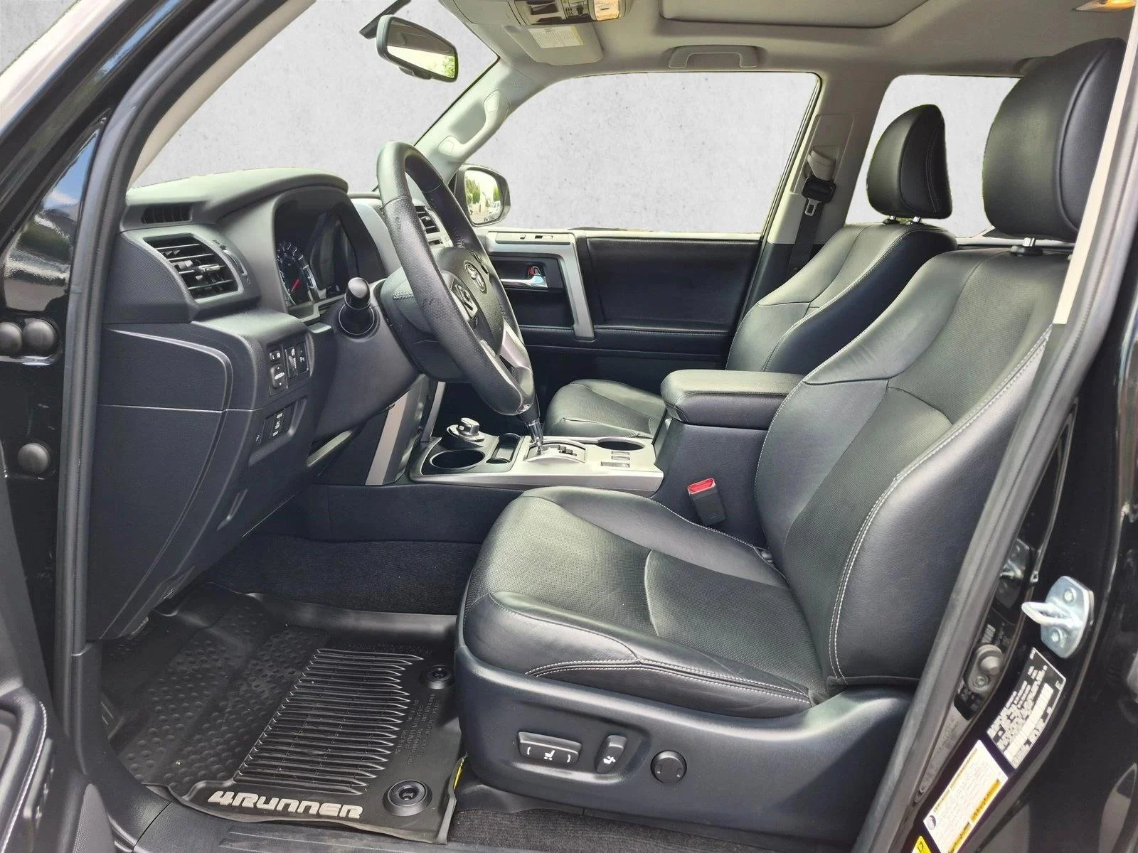 2018 Toyota 4Runner Limited - Photo 17