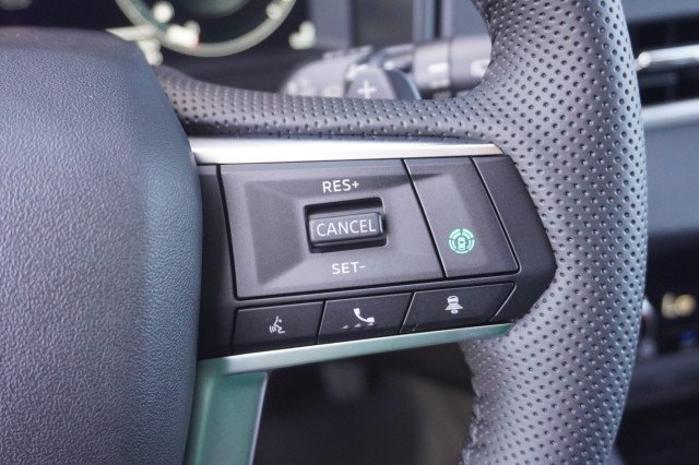 2025 Mitsubishi Outlander Plug-in Hybrid SEL - Photo 25