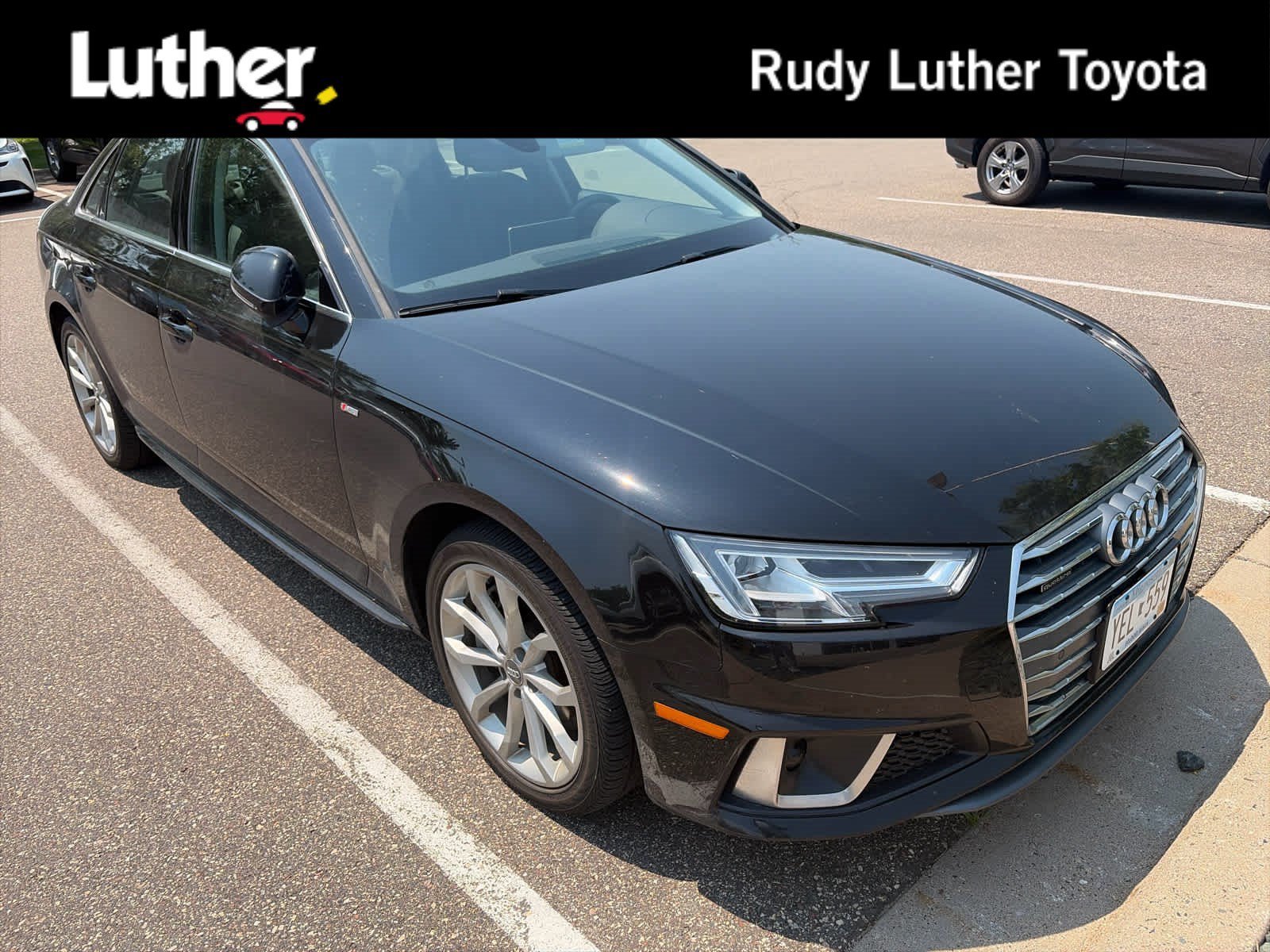 2019 Audi A4 2.0T quattro S tronic Premium Plus's photo