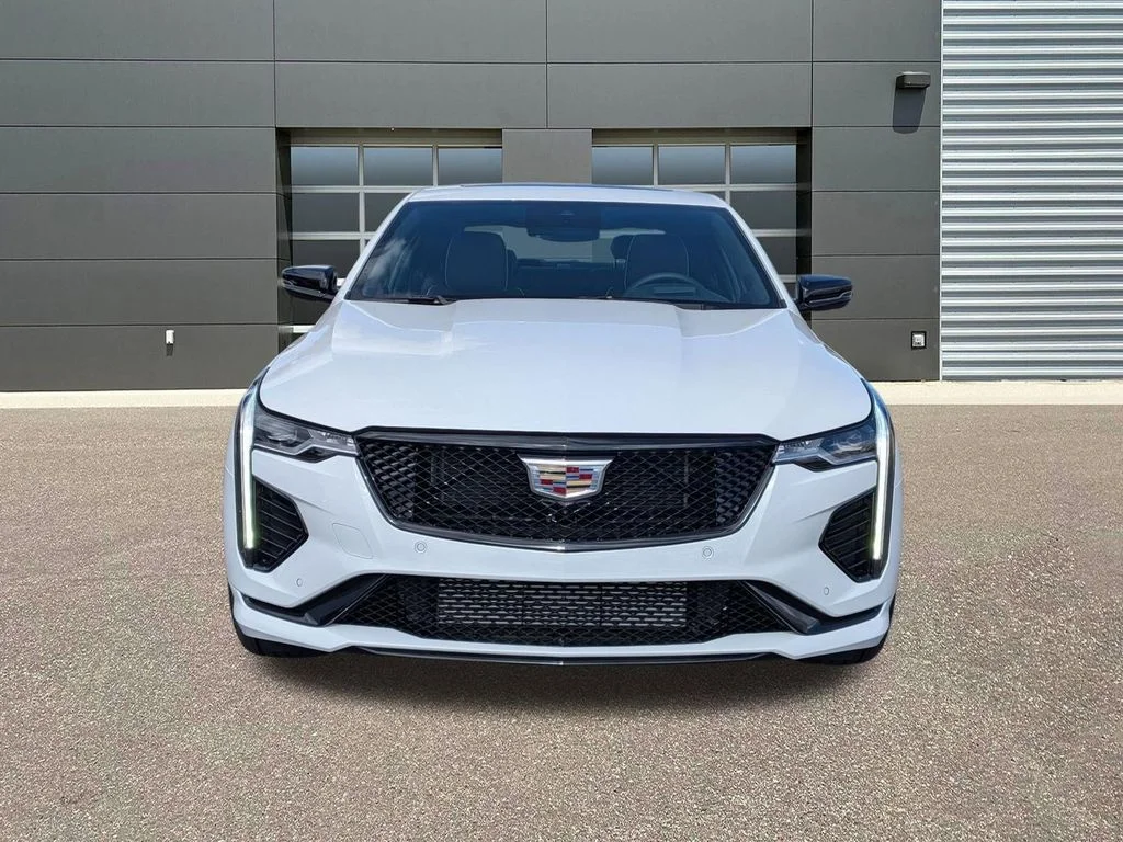 2026 Cadillac CT4 V-Series - Photo 15