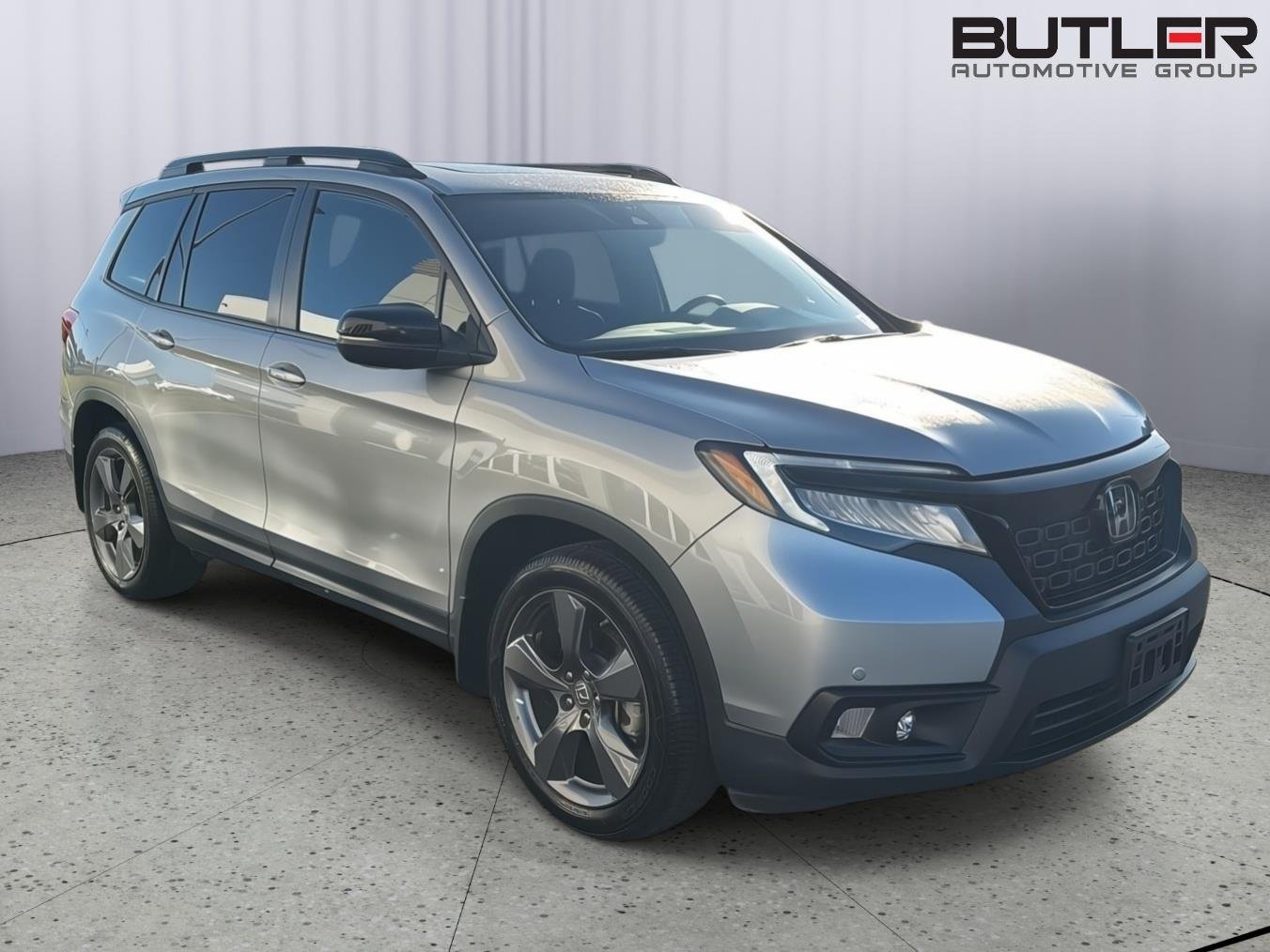 Used 2021 Lunar Silver Metallic Honda Touring image 8