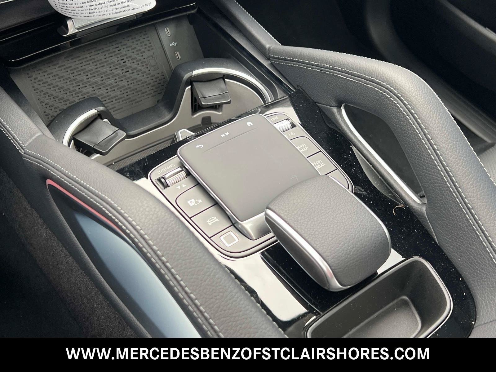 New 2026 Obsidian Black Metallic Mercedes-Benz GLE 350 image 27