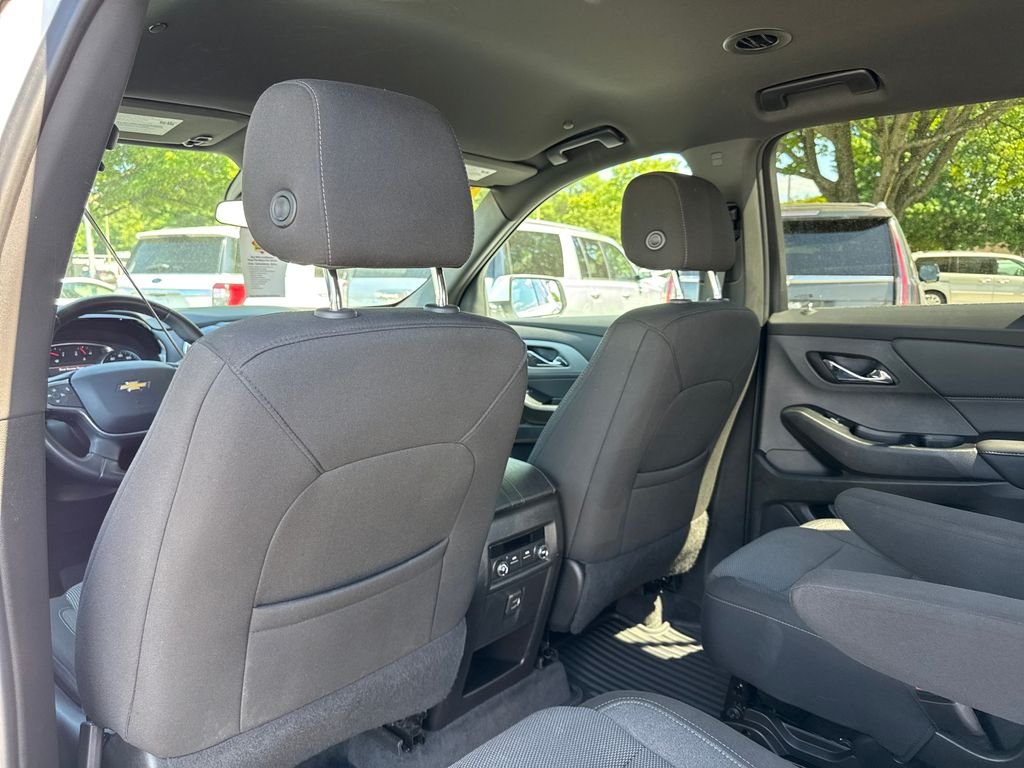 Used 2023 White Chevrolet LT image 18