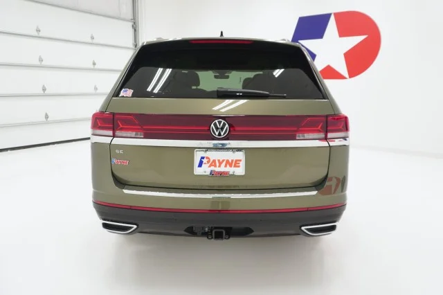 New 2026 Avocado Green Pearl Volkswagen 2.0T SE w/Technology image 6
