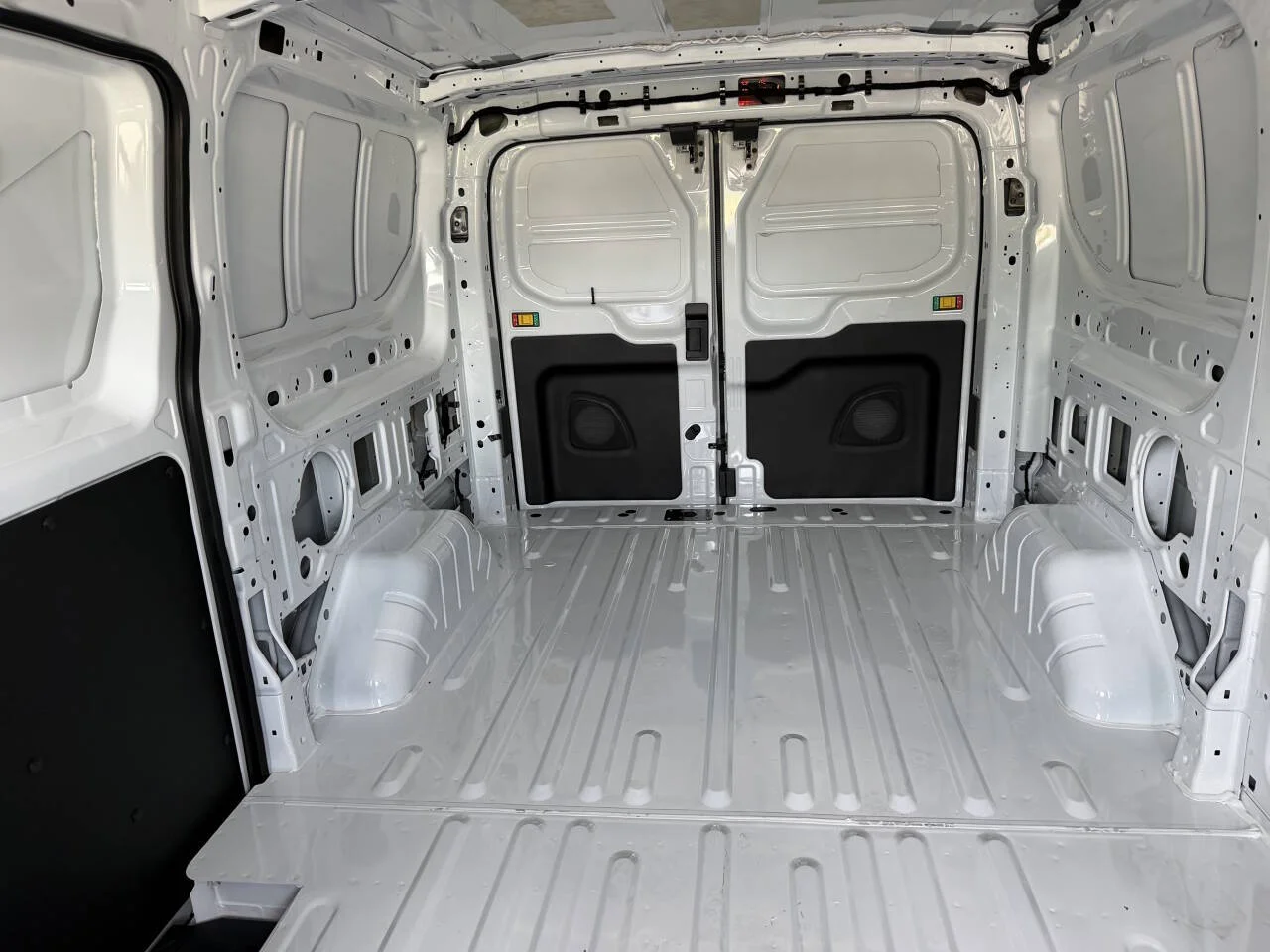 New 2026 White Ford 150 3dr LWB Low Roof Cargo Van image 2